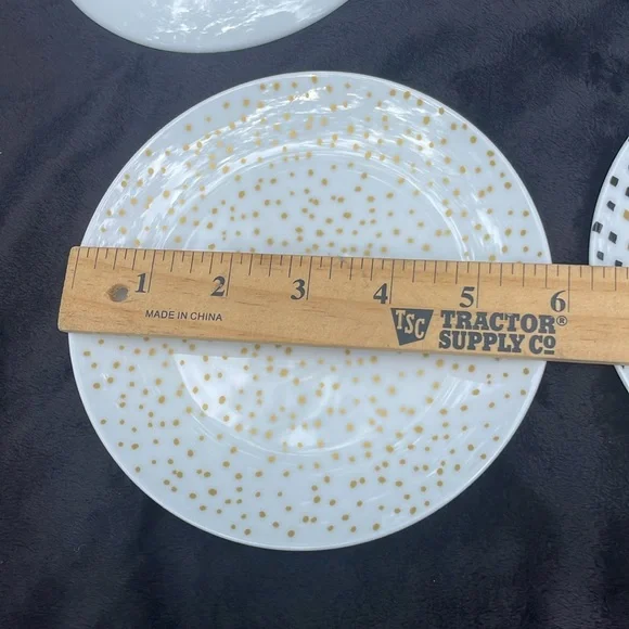 Threshold -  4 Porcelain Dinnerware Dish Plate Set Dish NWOT - Picture 7 of 7